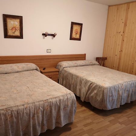 Hostal Pirineos Sarvisé 외부 사진